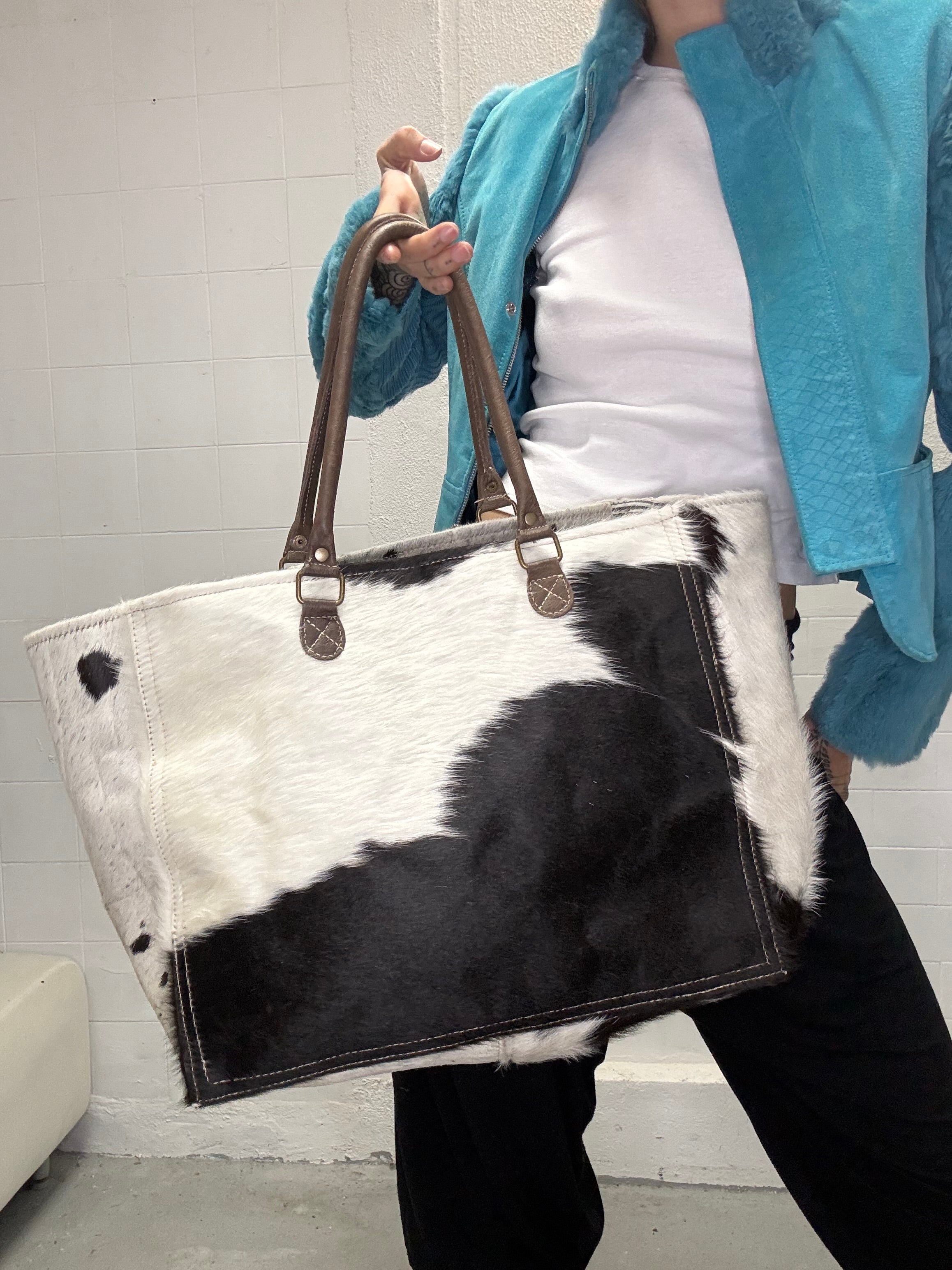 082 COW PRINTED LEATHER BAG