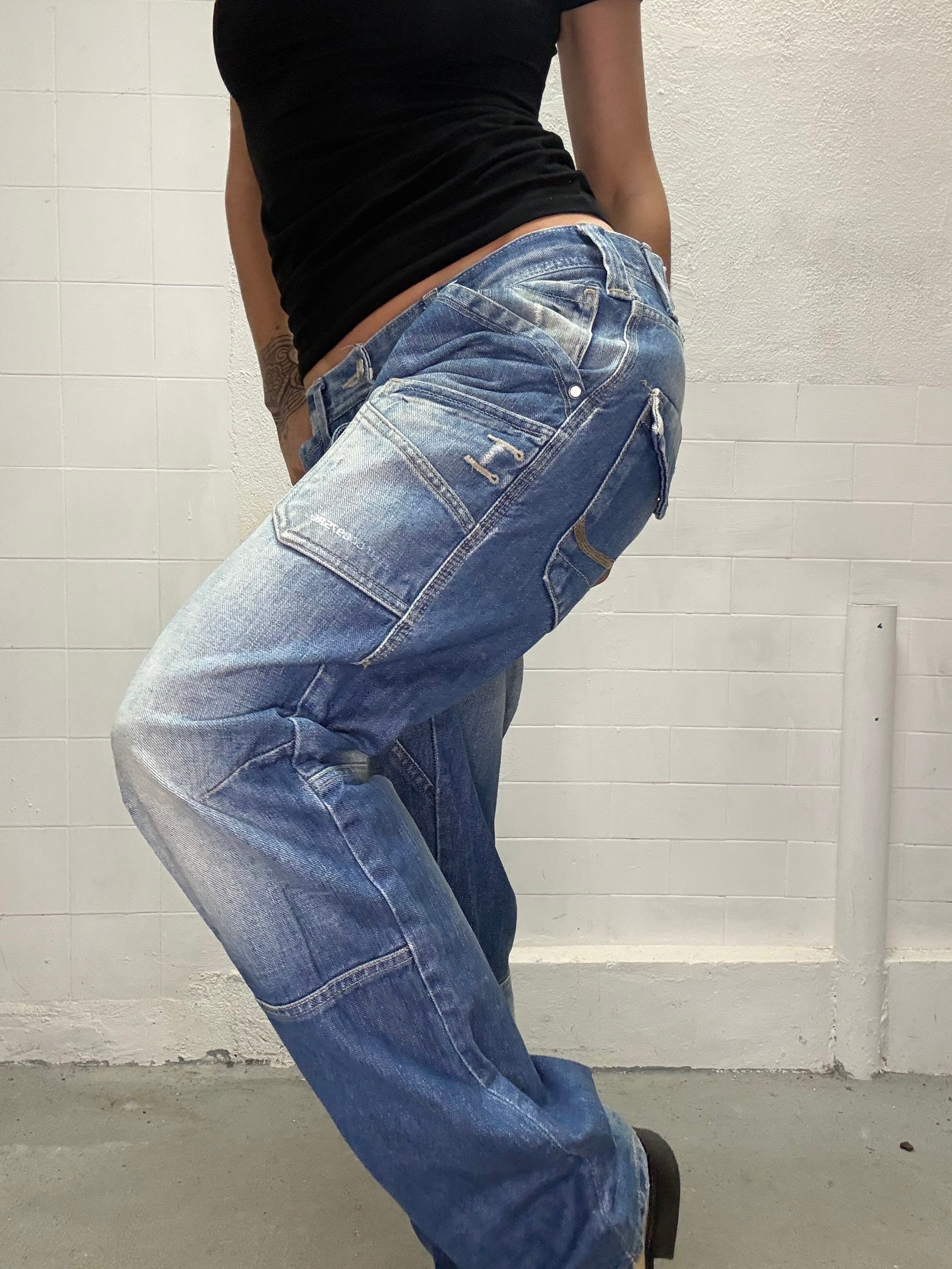 077 VINTAGE LOW RISE FIT JEANS