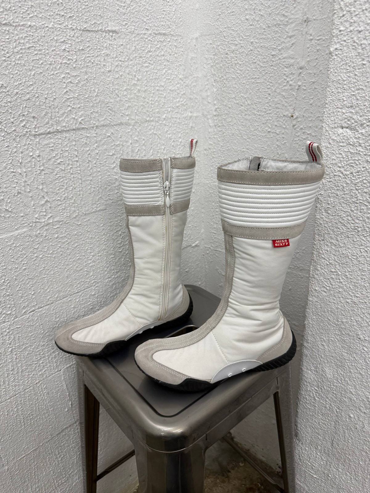 0109 VINTAGE MISS SIXTY SPORTY BOOTS