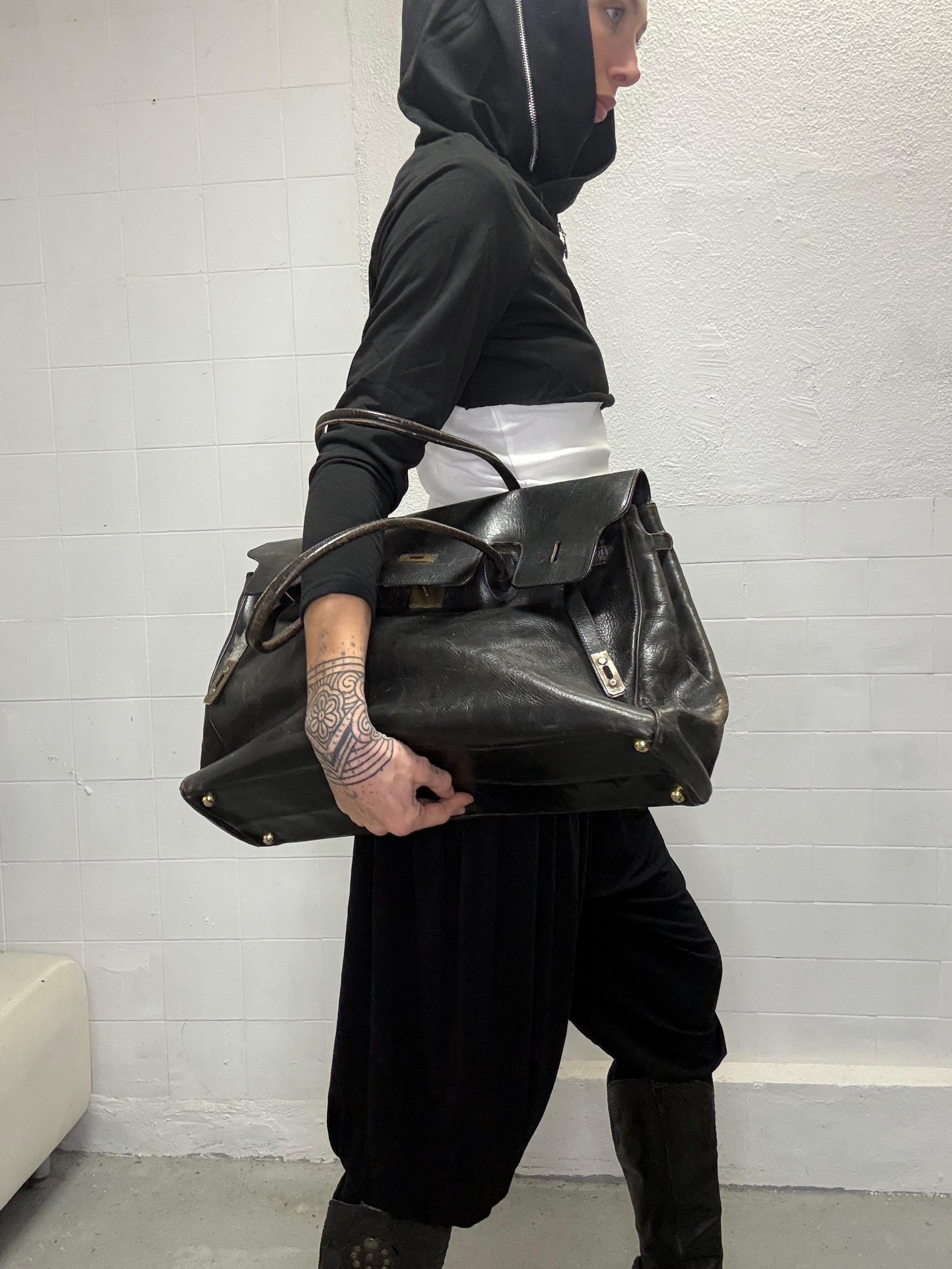090 DISTRESSED FIRKIN REAL LEATHER