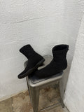 0106 VINTAGE SPORT PRADA BOOTS