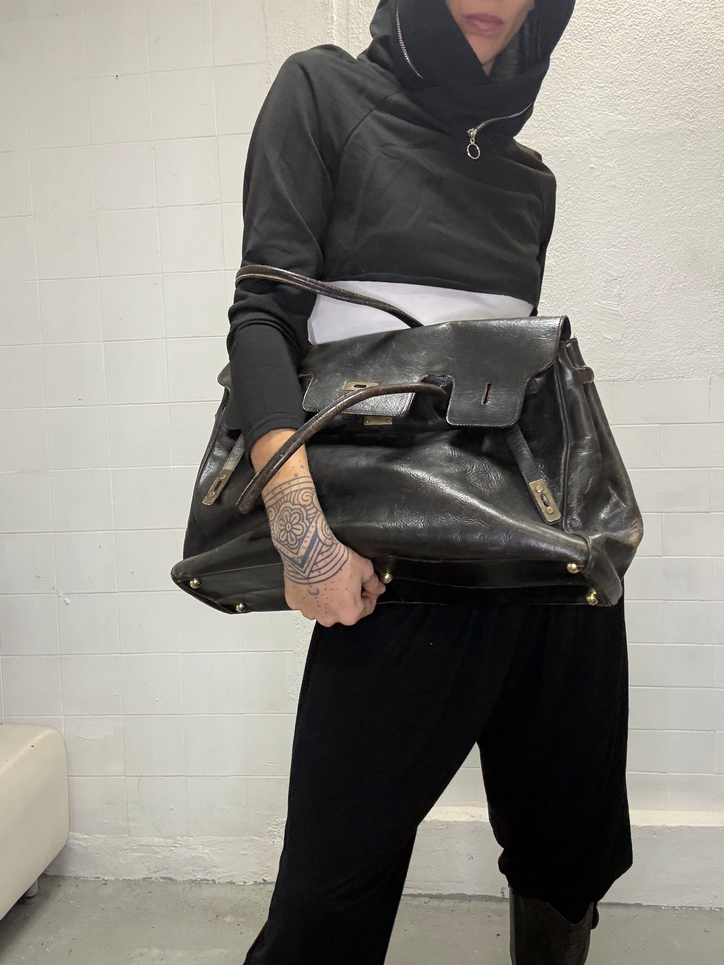 090 DISTRESSED FIRKIN REAL LEATHER