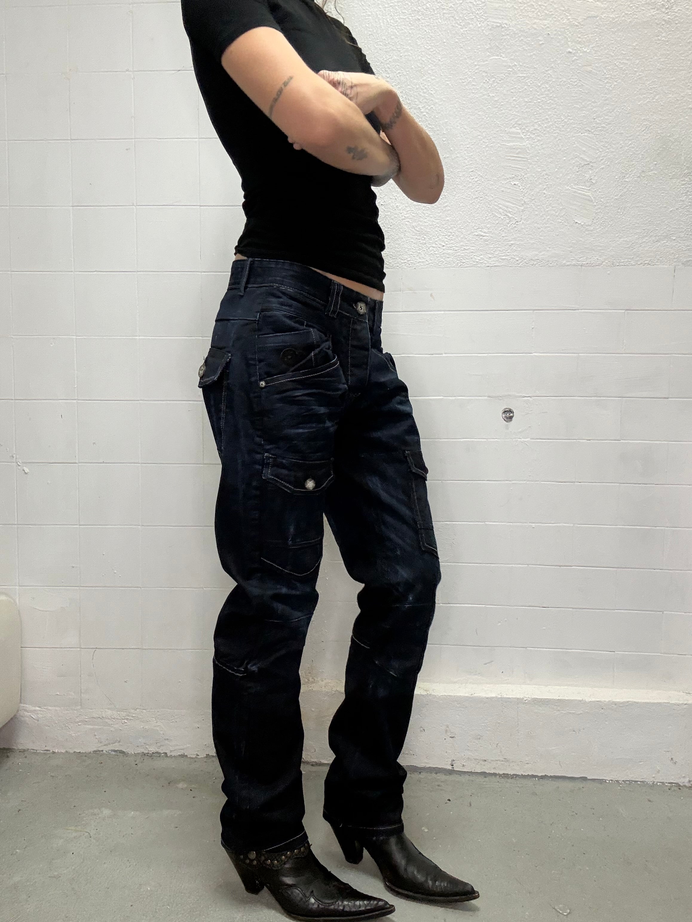 089 UTILITARY DARK JEANS