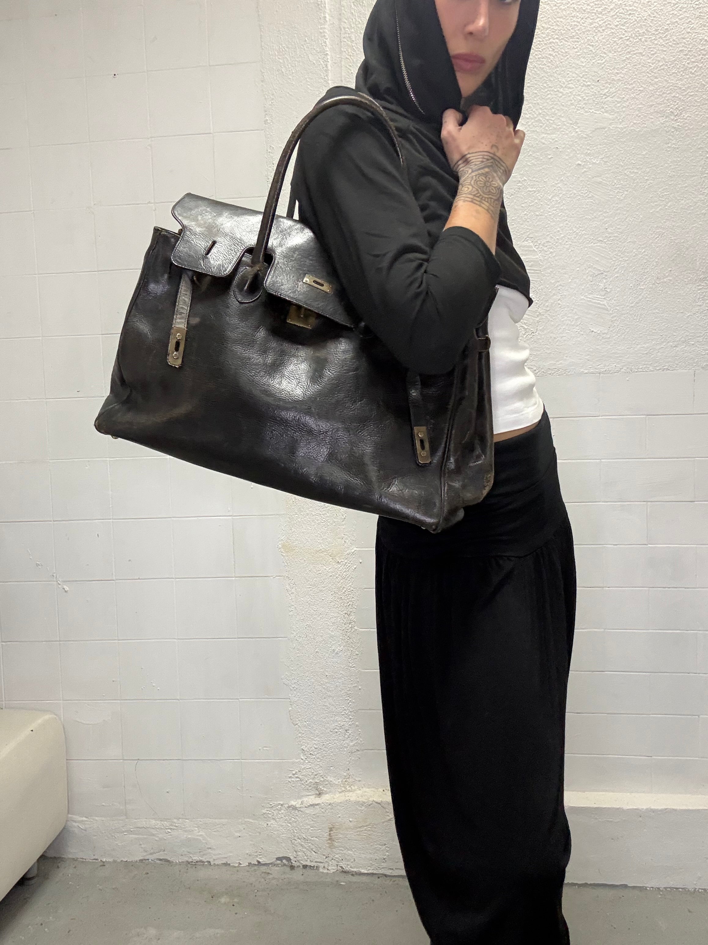 090 DISTRESSED FIRKIN REAL LEATHER
