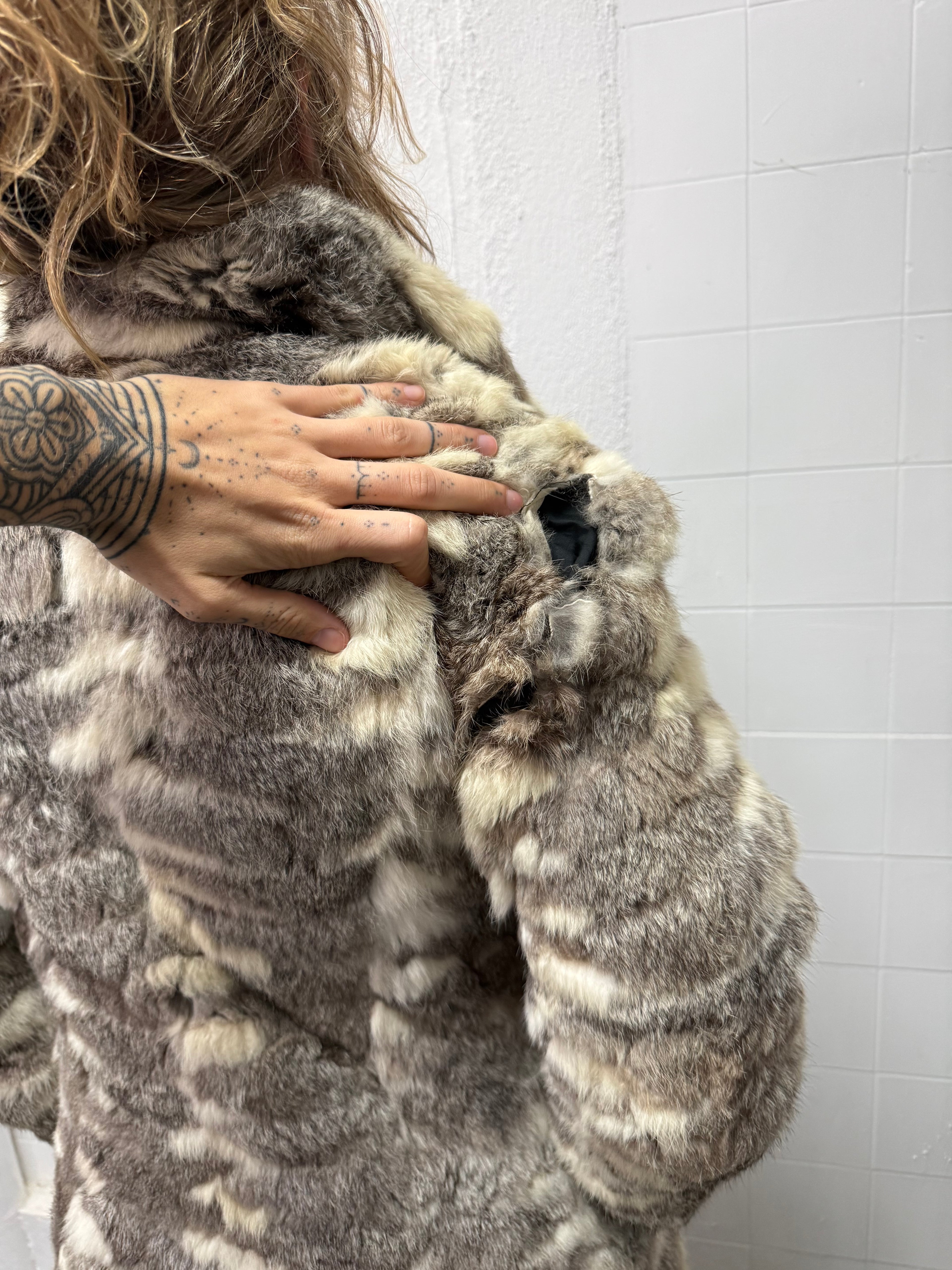 056 REAL LONG FUR COAT