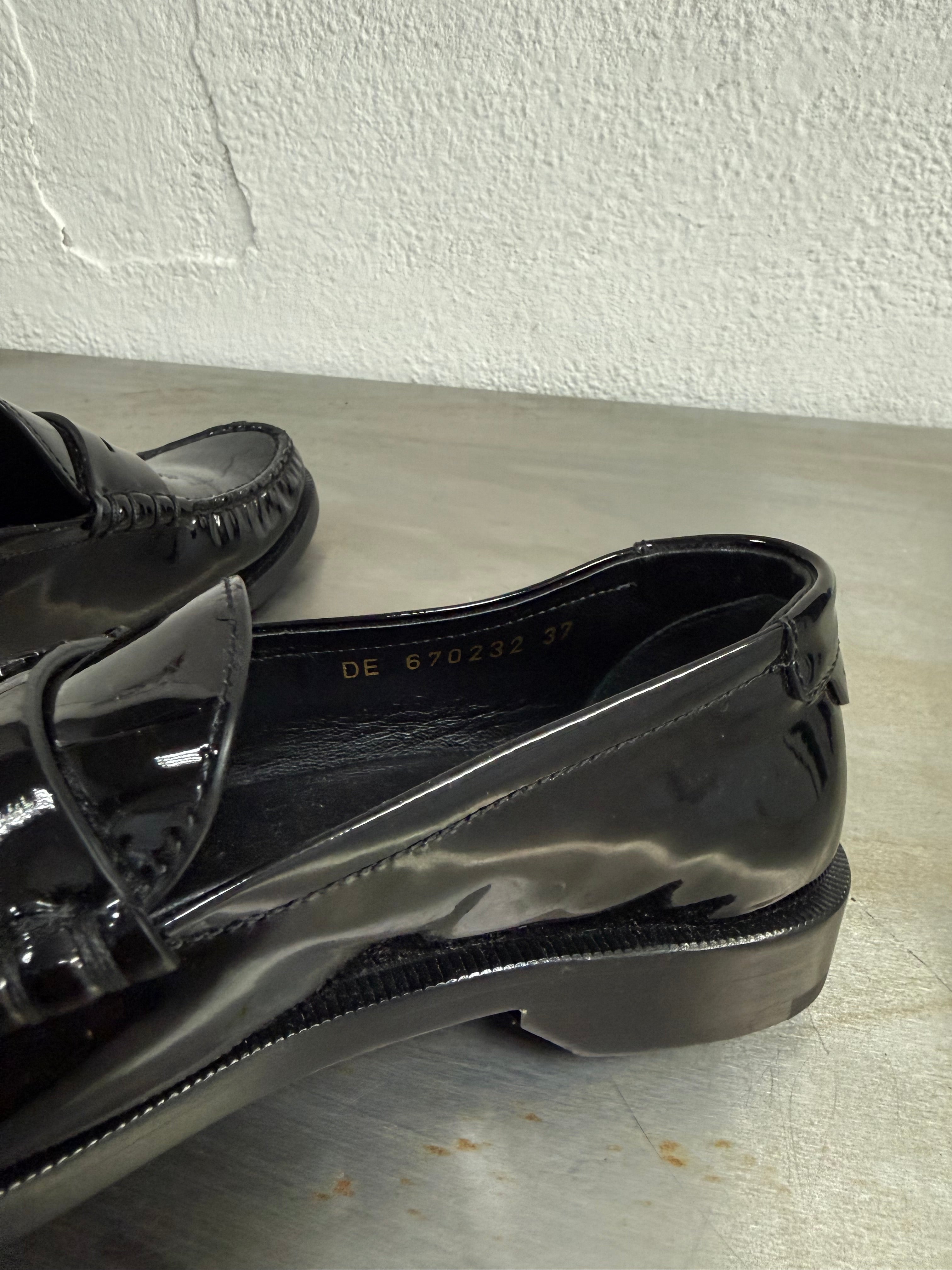 Saint Laurent Le Loafer classic penny strap detail