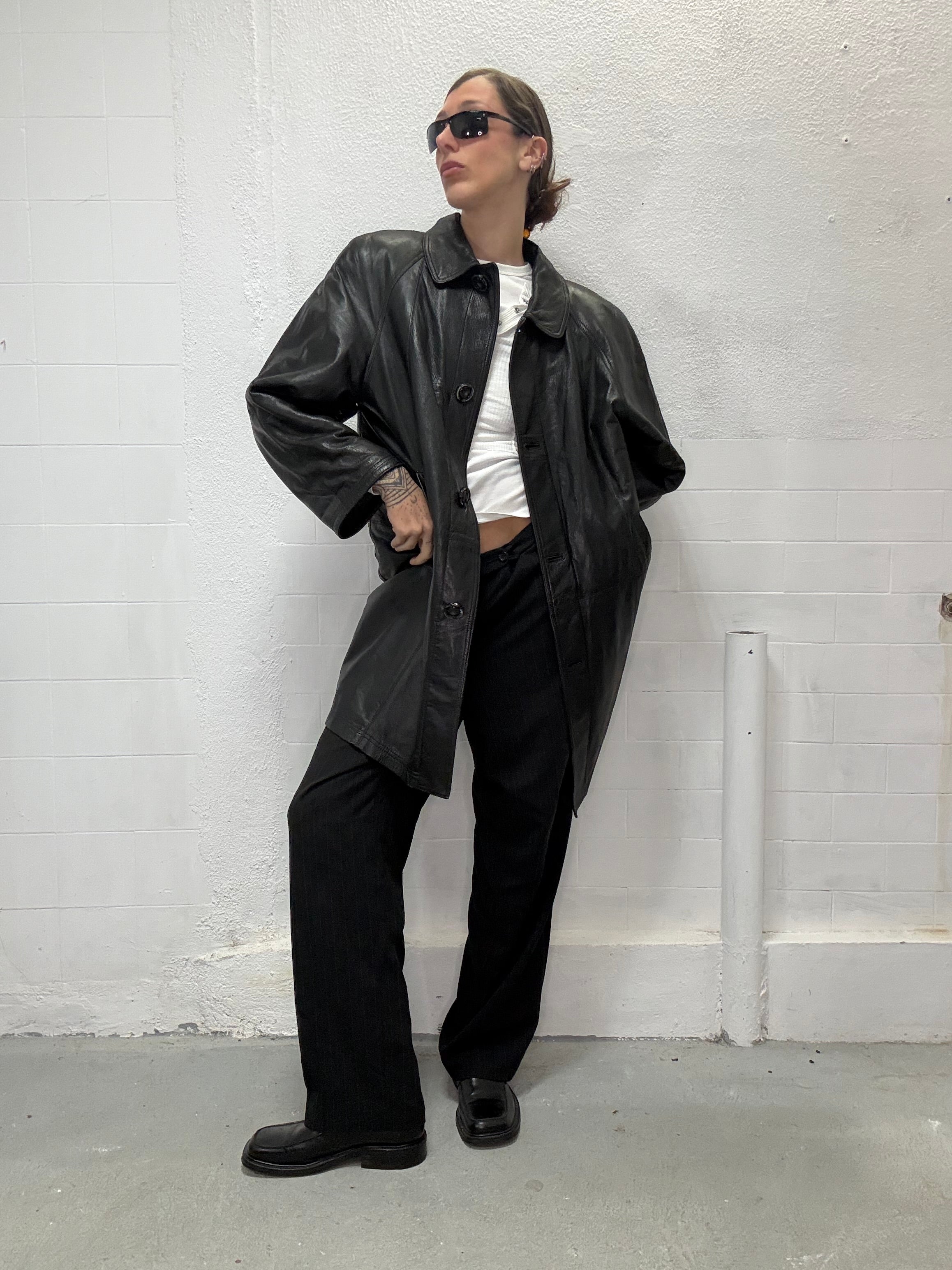 Medium long vintage leather coat street style